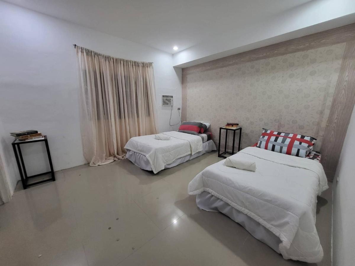 Hiraya Bed And Breakfast Roxas City Exteriör bild